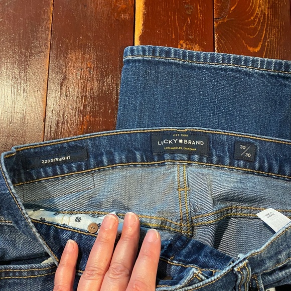 Lucky Brand Distressed Jeans - Picture 5 of 5